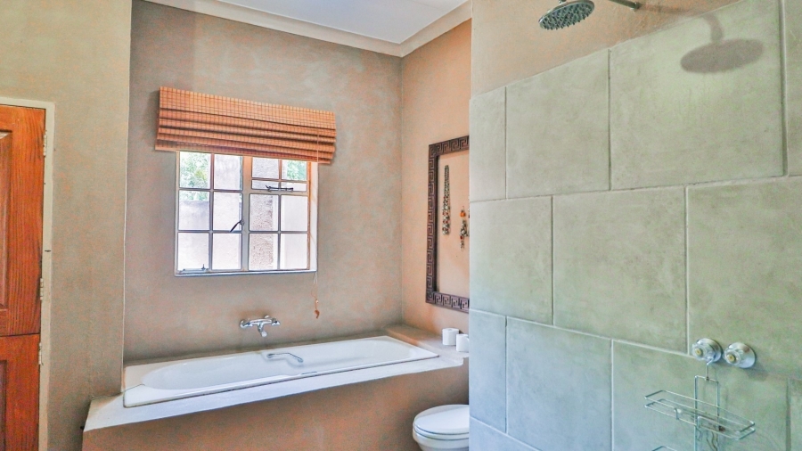 Commercial Property for Sale in White River Ext 5 Mpumalanga