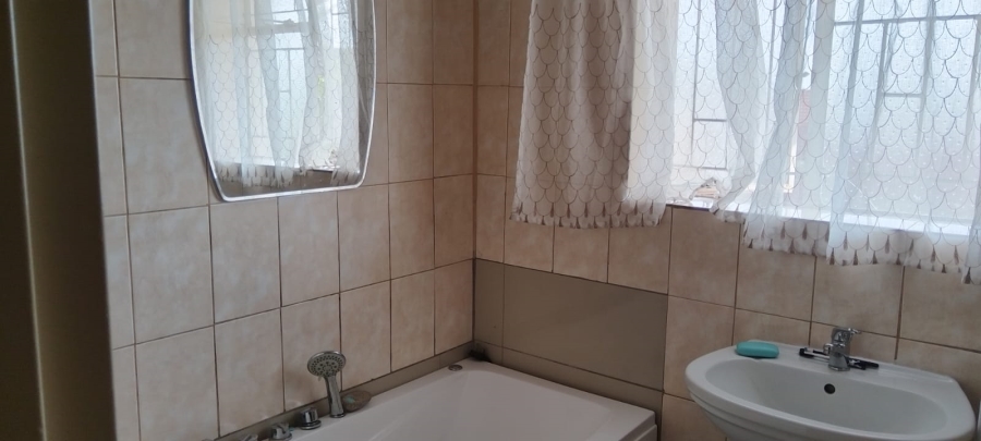 To Let 3 Bedroom Property for Rent in Tasbet Park Ext 1 Mpumalanga