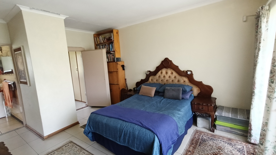 4 Bedroom Property for Sale in Die Heuwel Ext 1 Mpumalanga