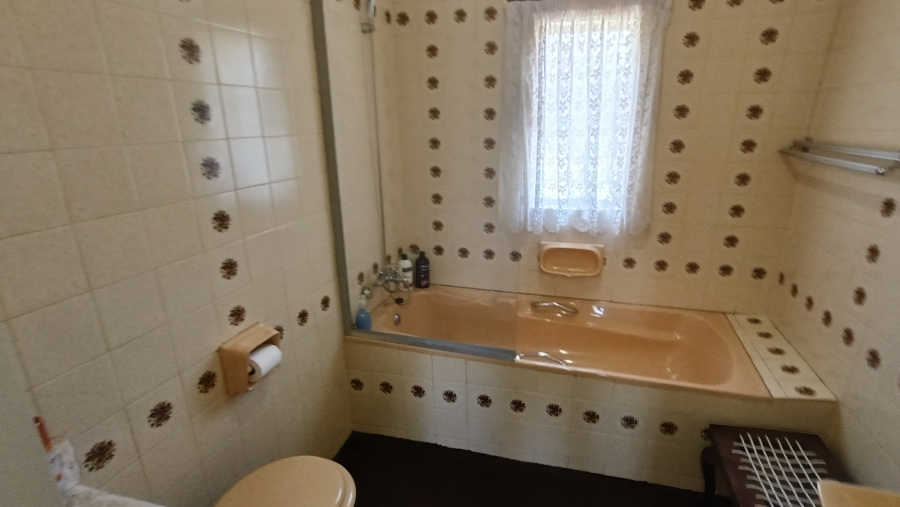 4 Bedroom Property for Sale in Die Heuwel Ext 1 Mpumalanga