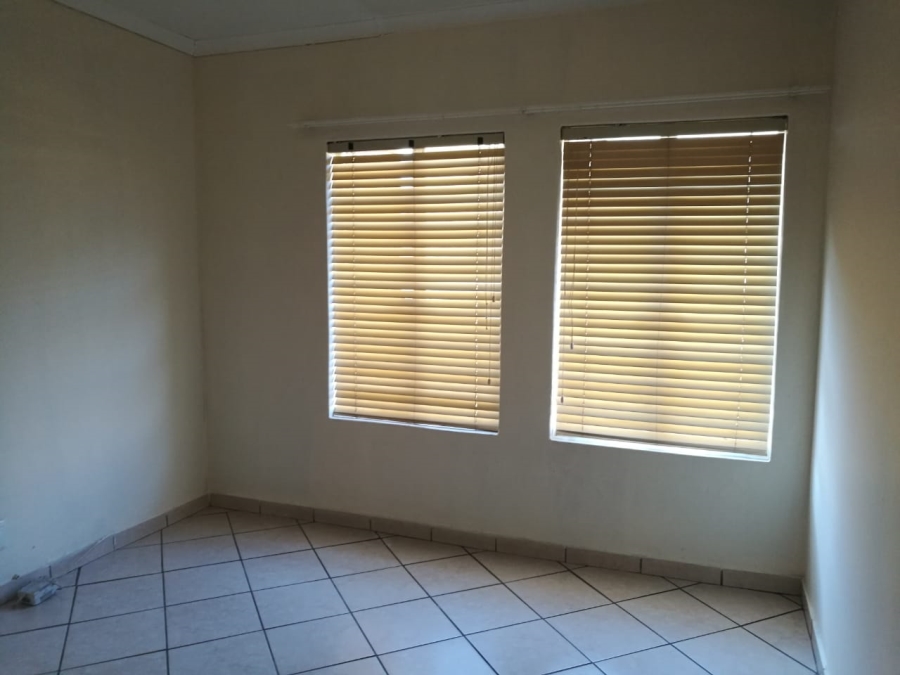 To Let 2 Bedroom Property for Rent in Reyno Ridge Mpumalanga