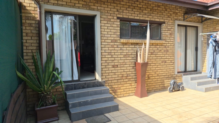 4 Bedroom Property for Sale in Die Heuwel Mpumalanga