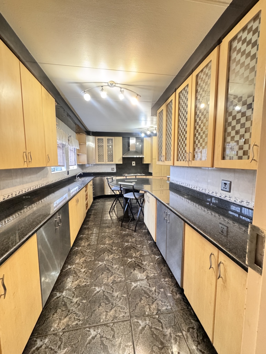 4 Bedroom Property for Sale in Ben Fleur Mpumalanga