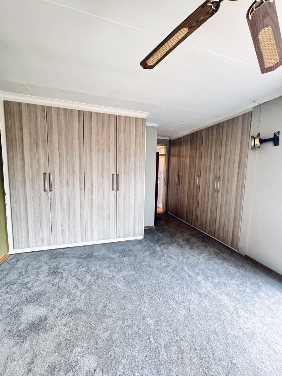 4 Bedroom Property for Sale in Ben Fleur Mpumalanga