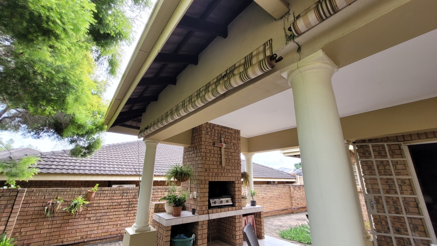 3 Bedroom Property for Sale in West Acres Mpumalanga