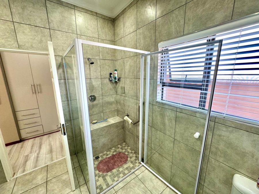 2 Bedroom Property for Sale in Terra Nova Mpumalanga