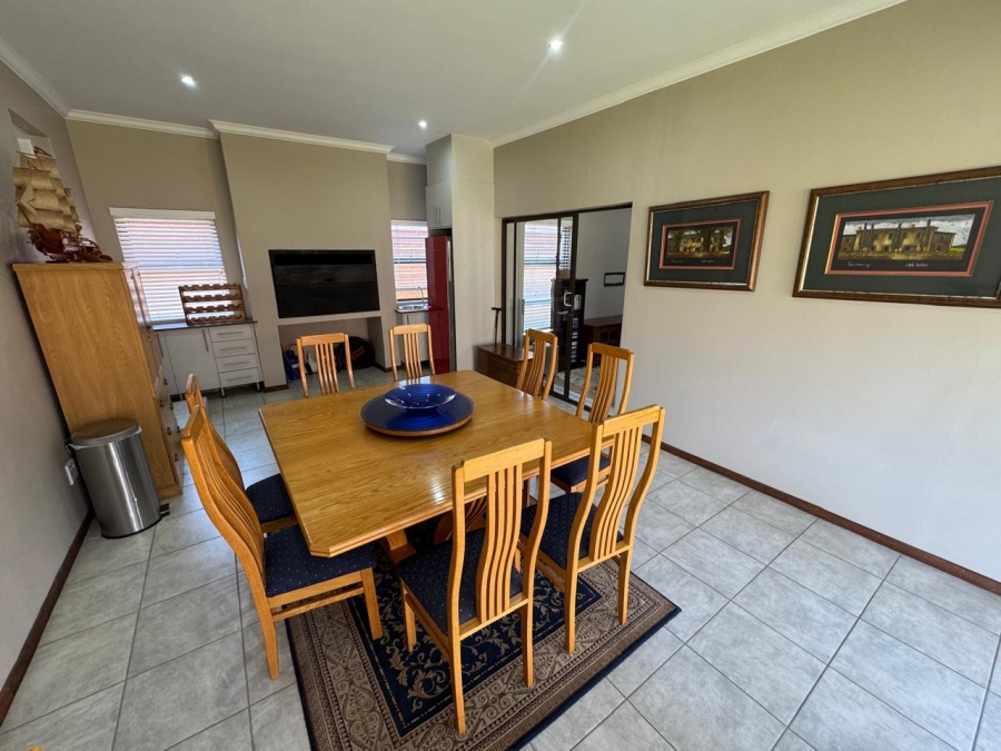 2 Bedroom Property for Sale in Terra Nova Mpumalanga