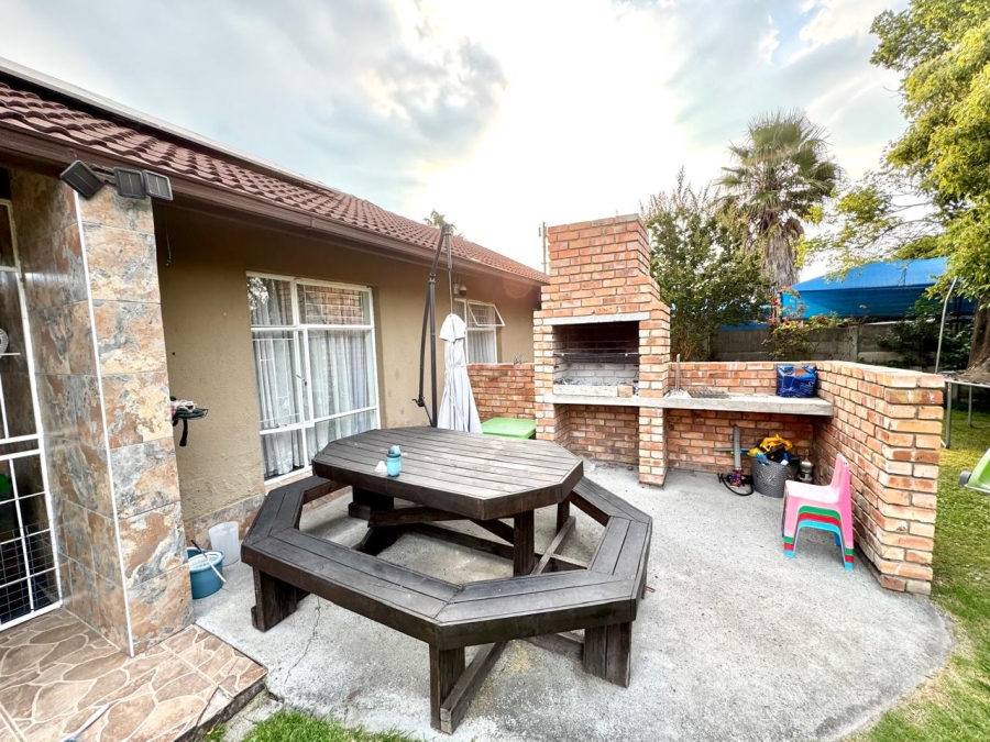3 Bedroom Property for Sale in Secunda Mpumalanga