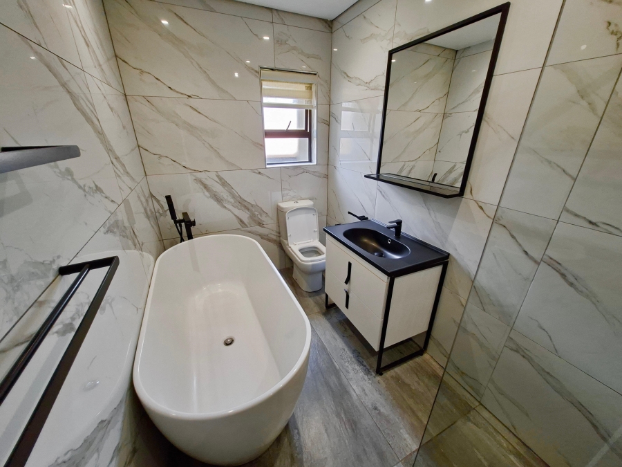 4 Bedroom Property for Sale in Ben Fleur Mpumalanga