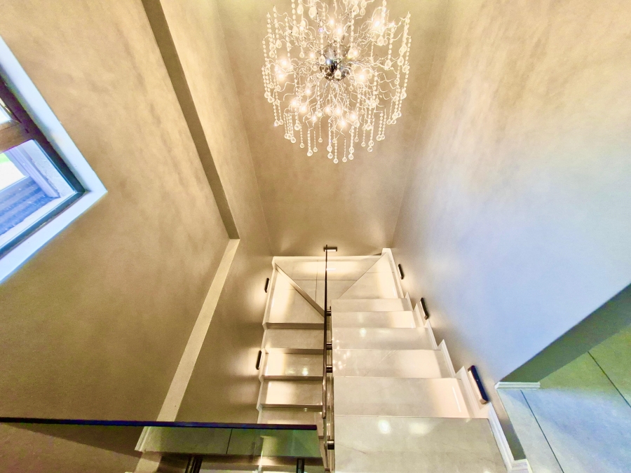 4 Bedroom Property for Sale in Ben Fleur Mpumalanga