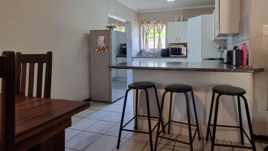 3 Bedroom Property for Sale in Nelspruit Ext 22 Mpumalanga
