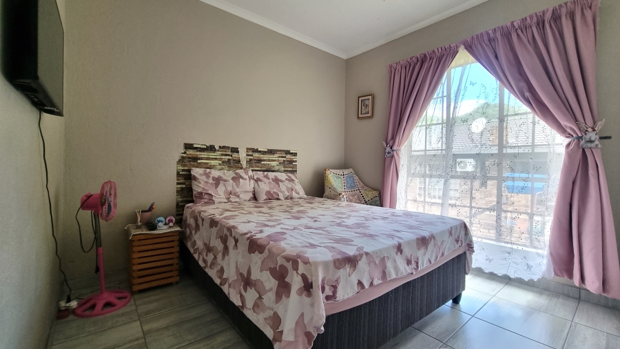 3 Bedroom Property for Sale in Nelspruit Ext 22 Mpumalanga