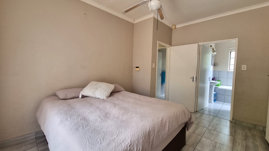 3 Bedroom Property for Sale in Nelspruit Ext 22 Mpumalanga