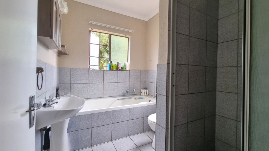 3 Bedroom Property for Sale in Nelspruit Ext 22 Mpumalanga