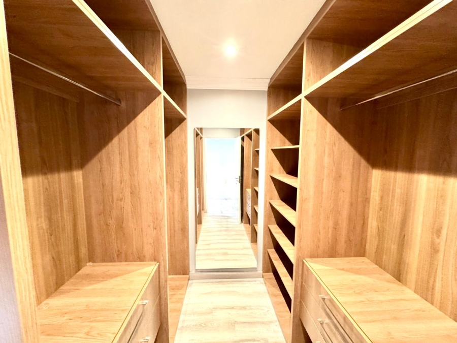 4 Bedroom Property for Sale in Kinross Mpumalanga