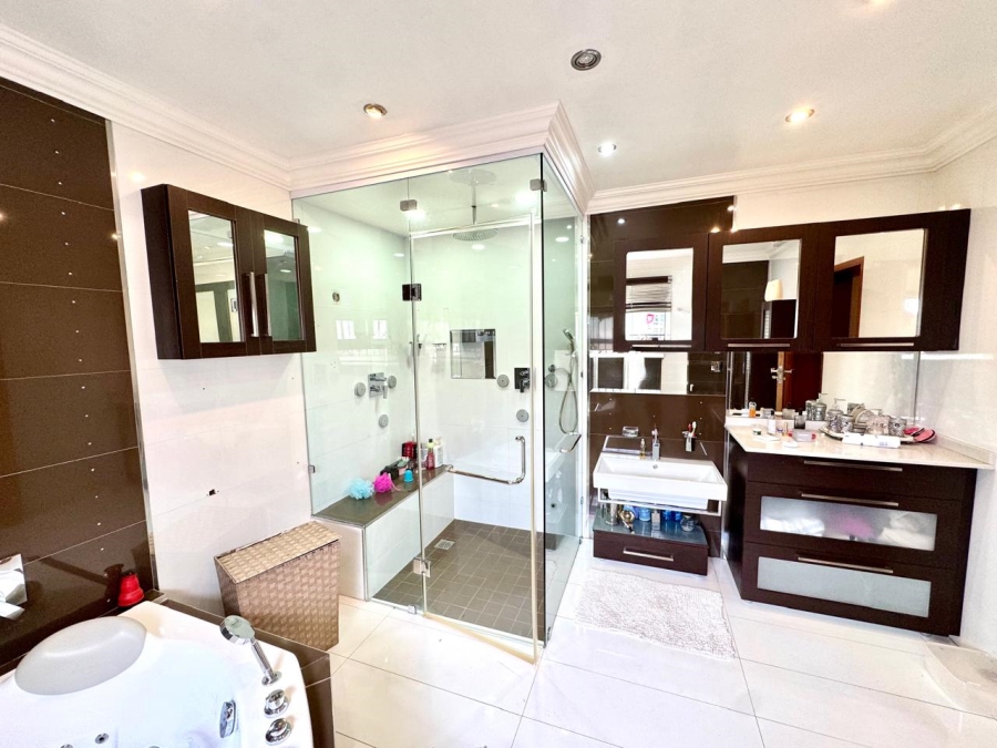 4 Bedroom Property for Sale in Kinross Mpumalanga