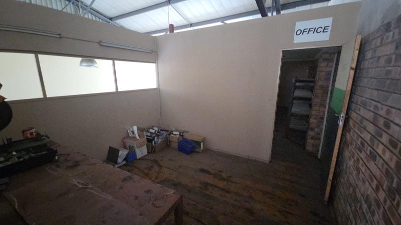 To Let commercial Property for Rent in Witbank Ext 16 Mpumalanga