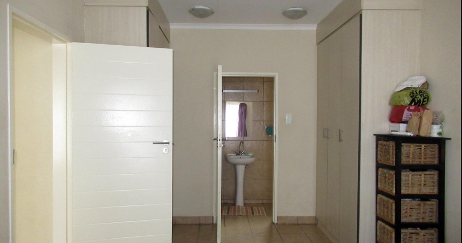 3 Bedroom Property for Sale in Die Heuwel Mpumalanga