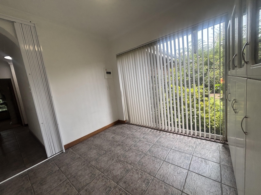 8 Bedroom Property for Sale in Die Heuwel Mpumalanga