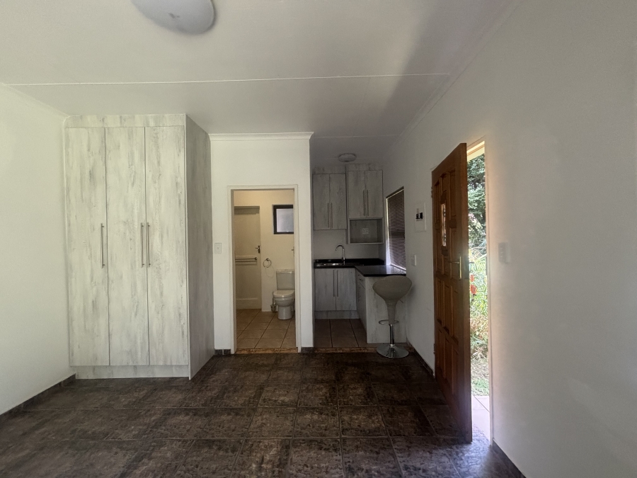 8 Bedroom Property for Sale in Die Heuwel Mpumalanga