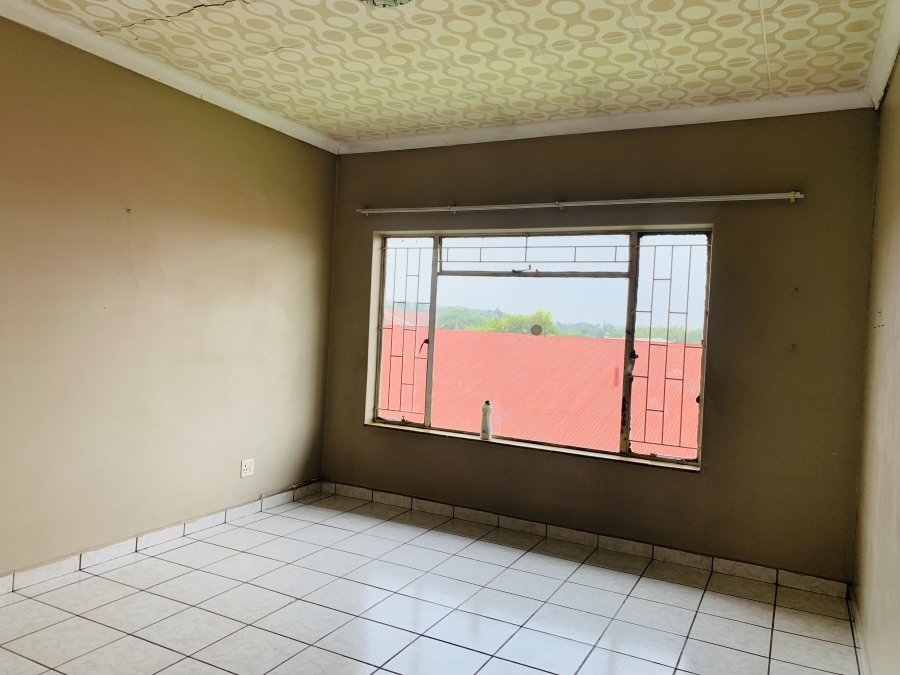 To Let 3 Bedroom Property for Rent in Middelburg Central Mpumalanga