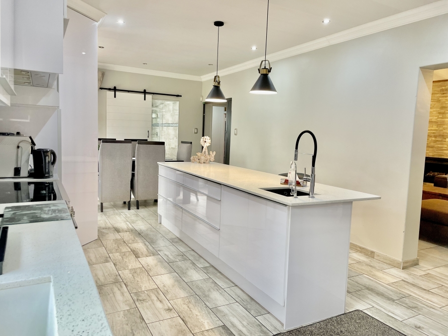 4 Bedroom Property for Sale in Secunda Mpumalanga