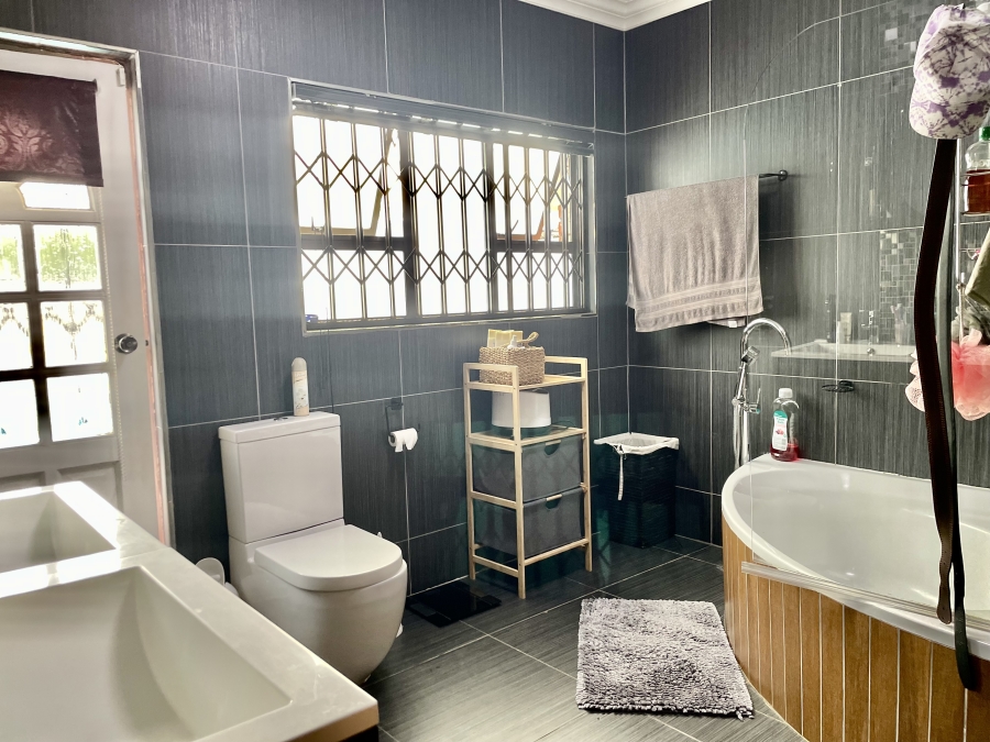 4 Bedroom Property for Sale in Secunda Mpumalanga