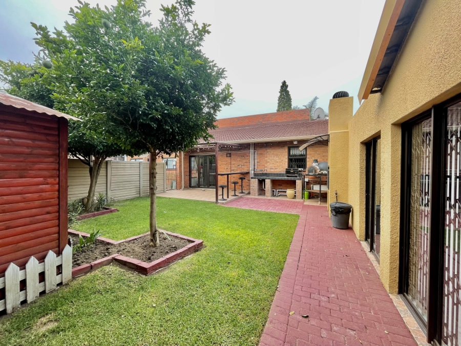 4 Bedroom Property for Sale in Secunda Mpumalanga