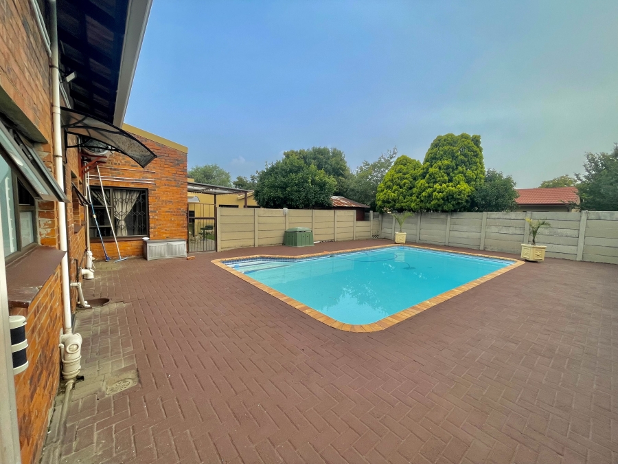 4 Bedroom Property for Sale in Secunda Mpumalanga