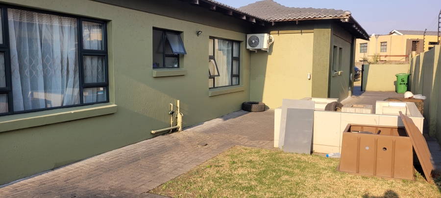 4 Bedroom Property for Sale in Aerorand Mpumalanga