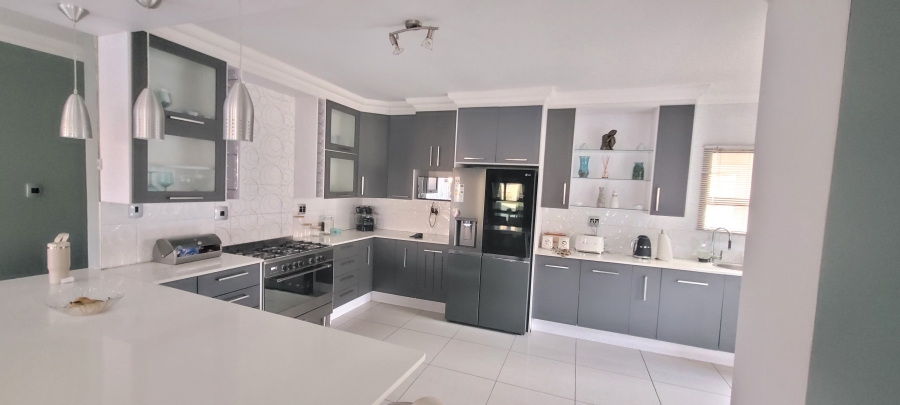 4 Bedroom Property for Sale in Aerorand Mpumalanga