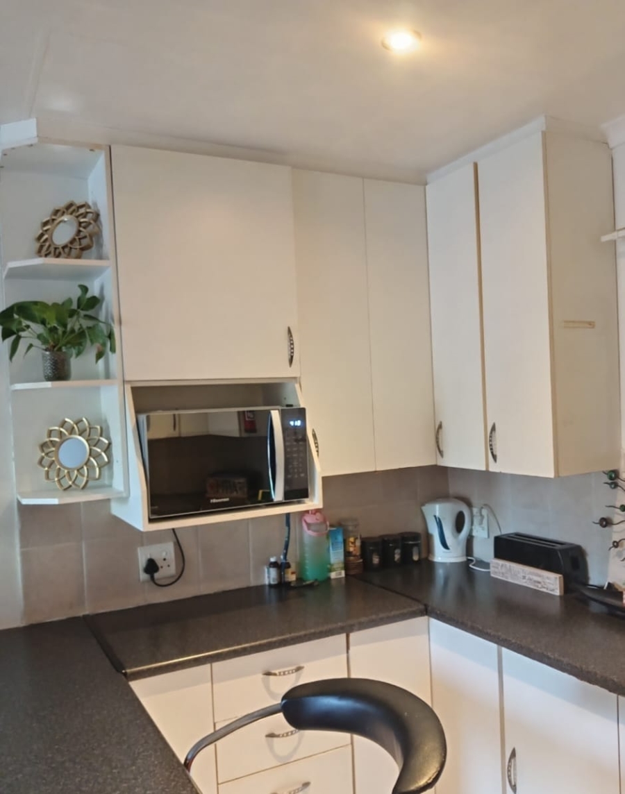 To Let 1 Bedroom Property for Rent in Secunda Mpumalanga