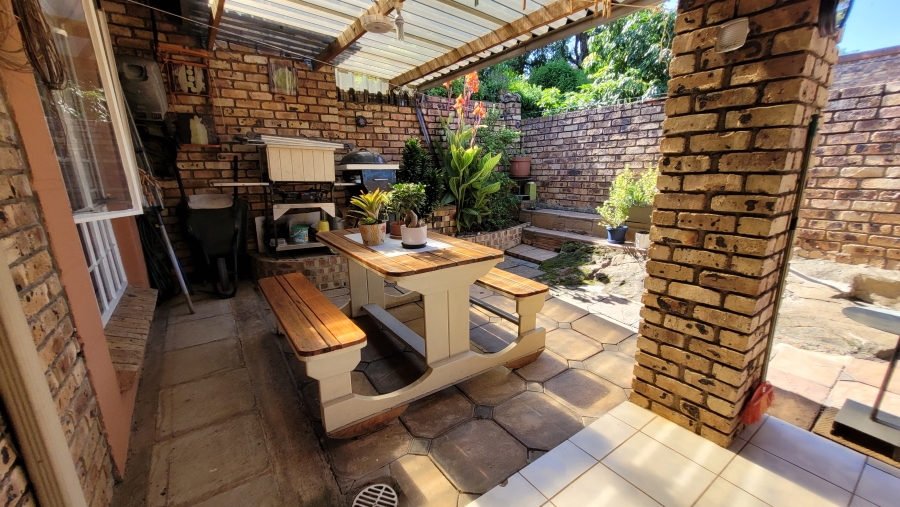 2 Bedroom Property for Sale in Nelspruit Ext 22 Mpumalanga