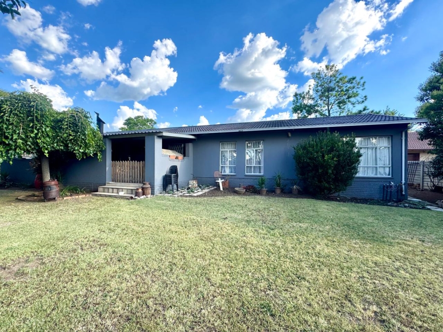 3 Bedroom Property for Sale in Secunda Mpumalanga