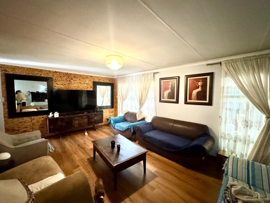 3 Bedroom Property for Sale in Secunda Mpumalanga