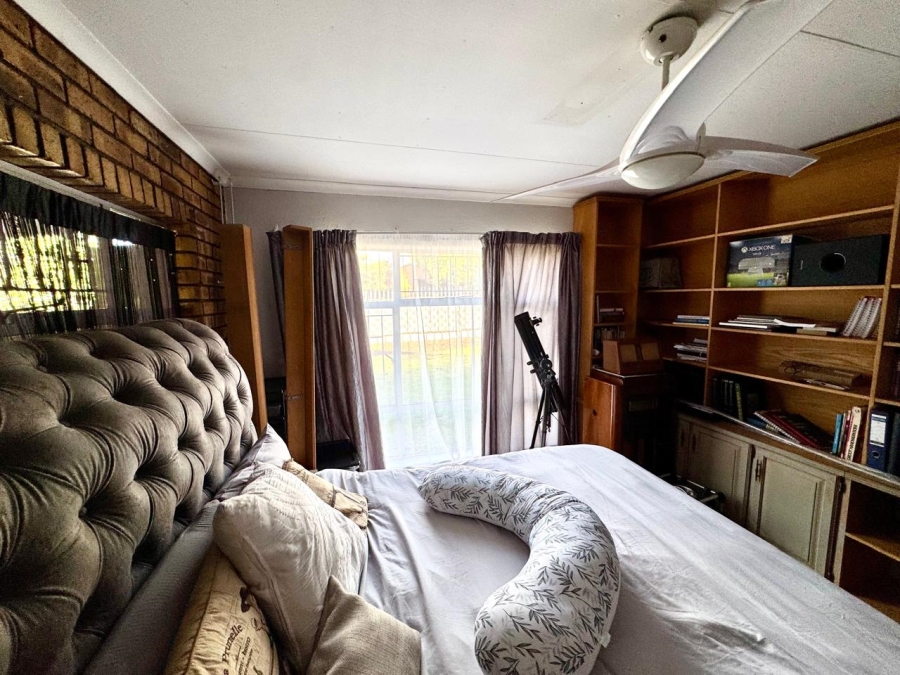 3 Bedroom Property for Sale in Secunda Mpumalanga