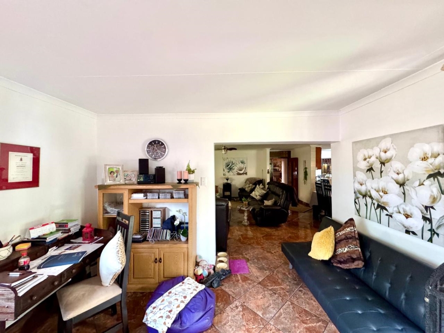 3 Bedroom Property for Sale in Kruinpark Mpumalanga