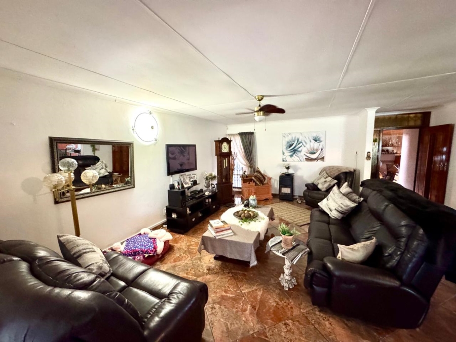 3 Bedroom Property for Sale in Kruinpark Mpumalanga