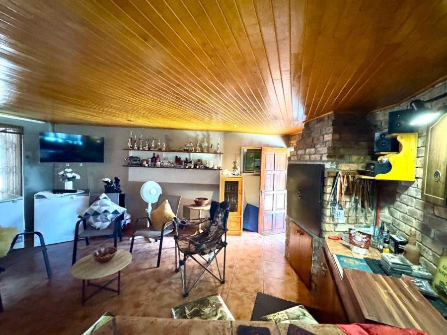 3 Bedroom Property for Sale in Kruinpark Mpumalanga