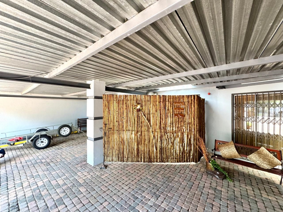 3 Bedroom Property for Sale in Kruinpark Mpumalanga