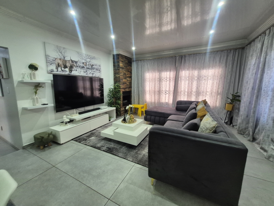 4 Bedroom Property for Sale in Trichardt Mpumalanga
