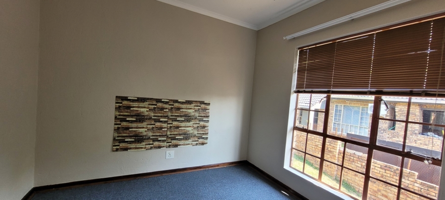 To Let 3 Bedroom Property for Rent in Nelspruit Ext 22 Mpumalanga