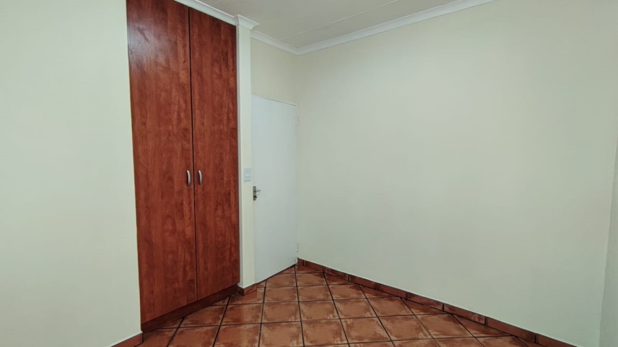To Let 3 Bedroom Property for Rent in West Acres Mpumalanga