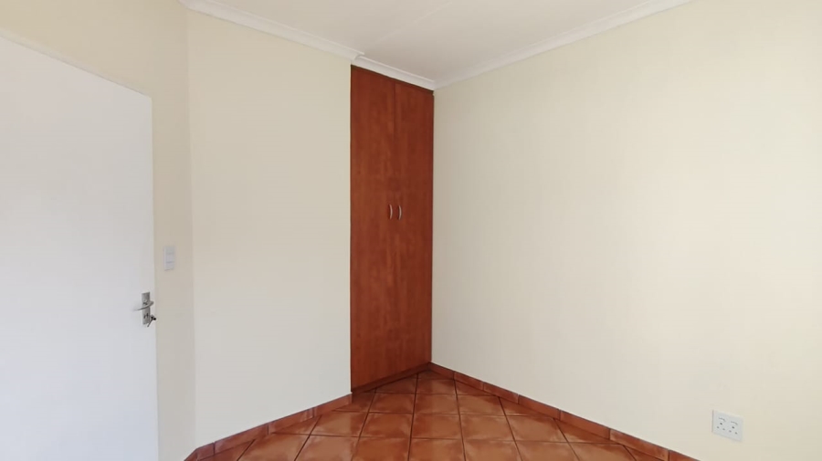 To Let 3 Bedroom Property for Rent in West Acres Mpumalanga