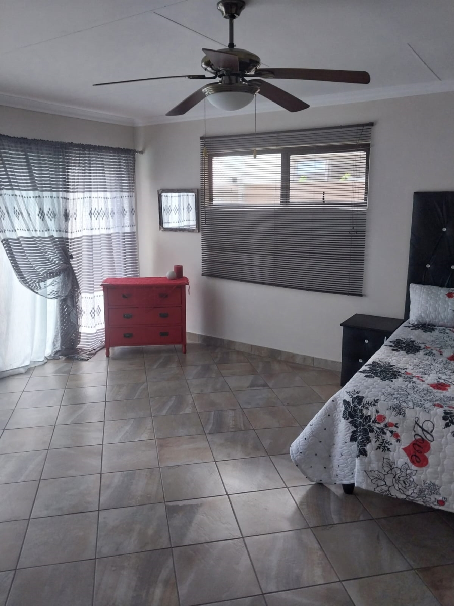 10 Bedroom Property for Sale in Kruinpark Mpumalanga