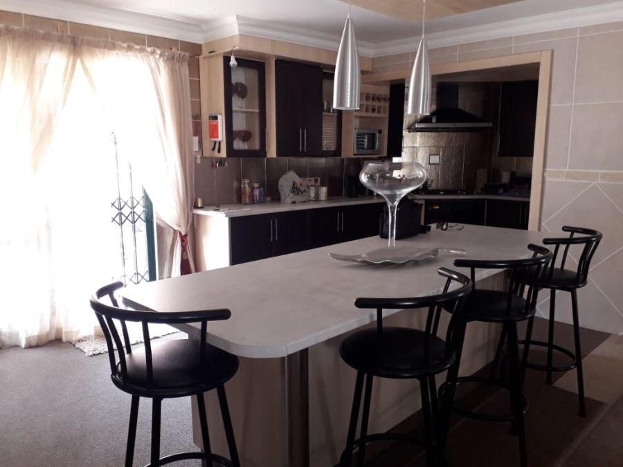 10 Bedroom Property for Sale in Kruinpark Mpumalanga