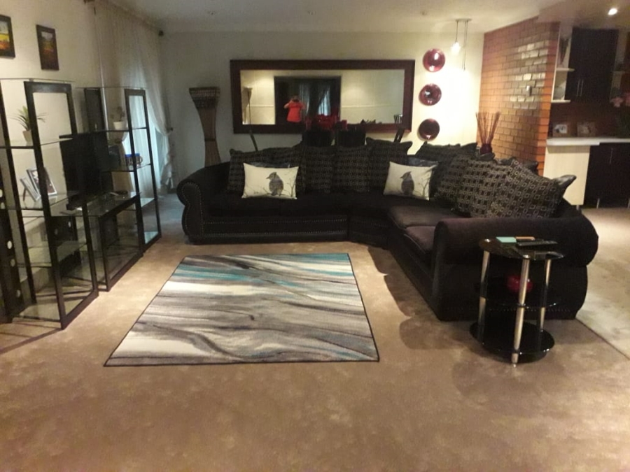 10 Bedroom Property for Sale in Kruinpark Mpumalanga
