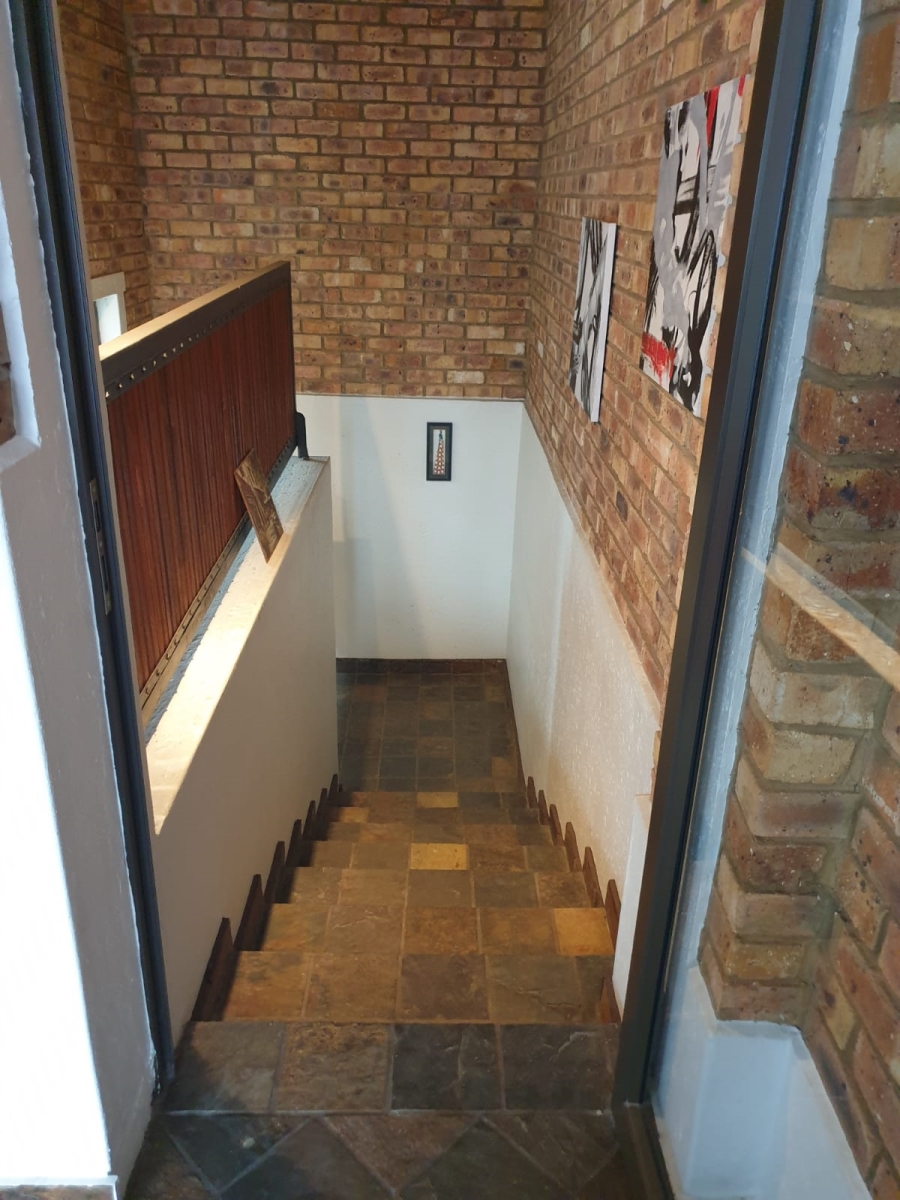 10 Bedroom Property for Sale in Kruinpark Mpumalanga