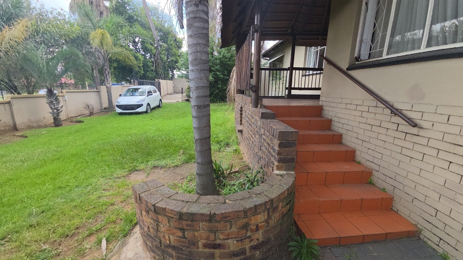 Commercial Property for Sale in Witbank Ext 16 Mpumalanga