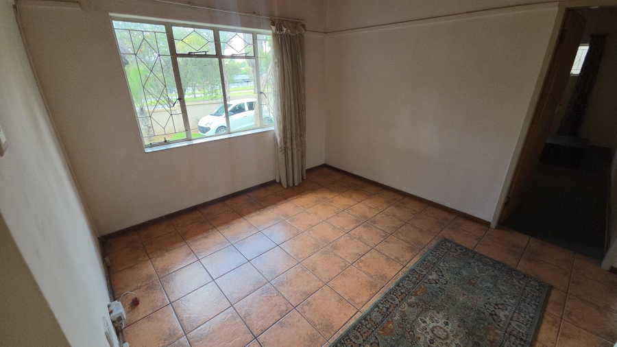 Commercial Property for Sale in Witbank Ext 16 Mpumalanga